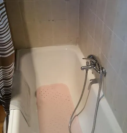 El Almendros Guest house