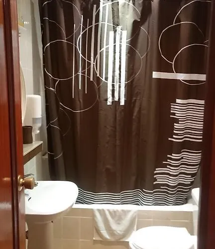 Pensionat El Almendros *